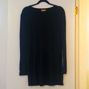 Piko long sleeved tunic/shirt.